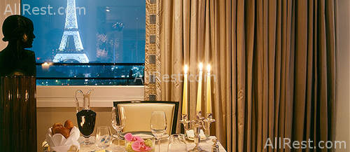 Hotel Plaza Athenee 33
